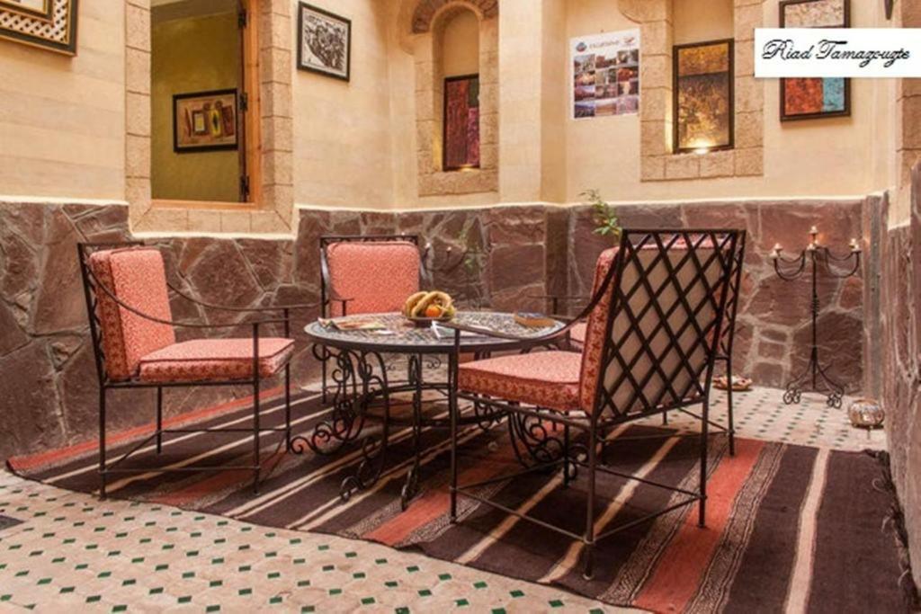 Hotel Riad Tamazouzte à Marrakesh Extérieur photo